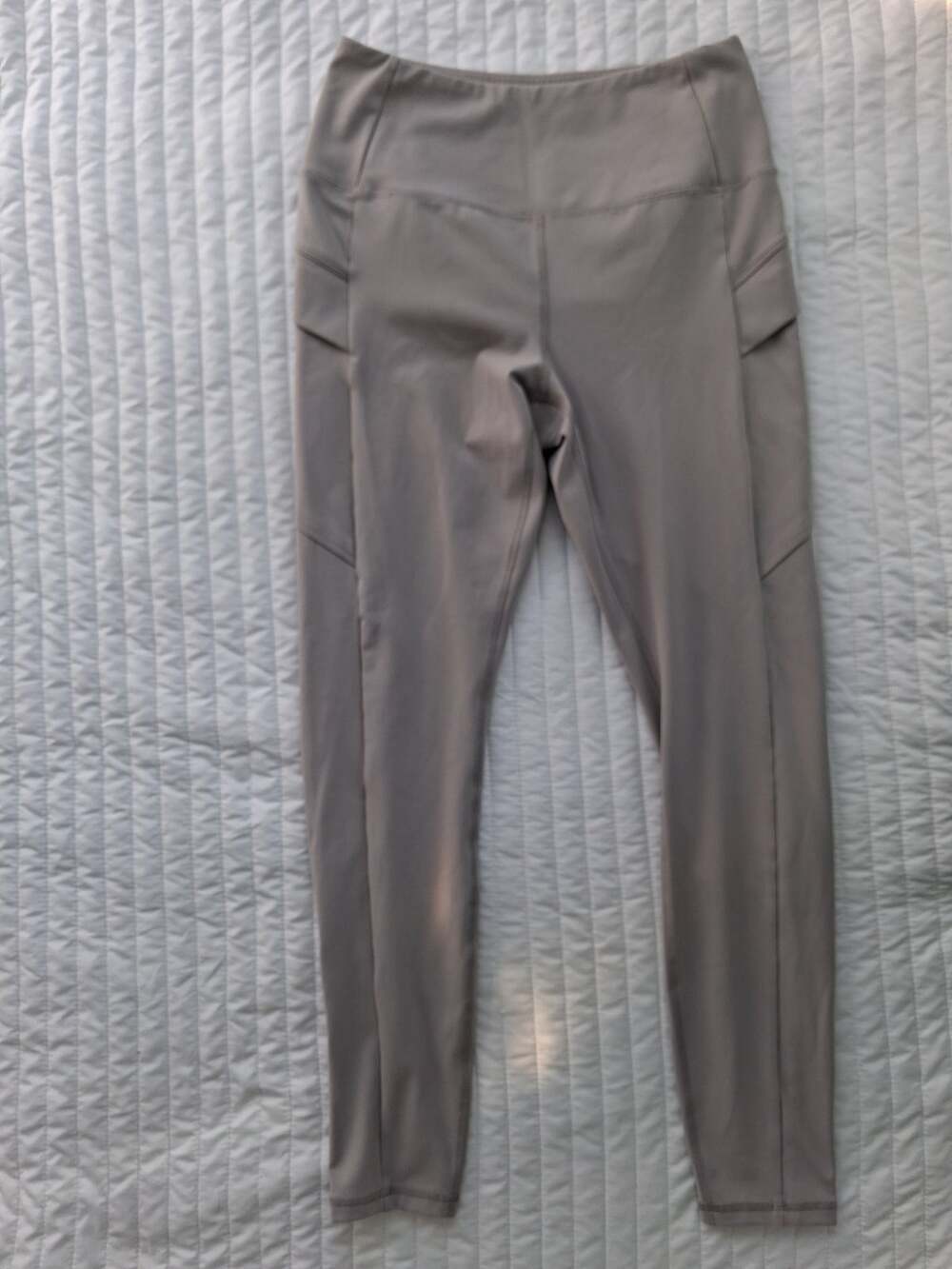Avalanche Taupe Leggings Women's Size Medium Workout Leggings